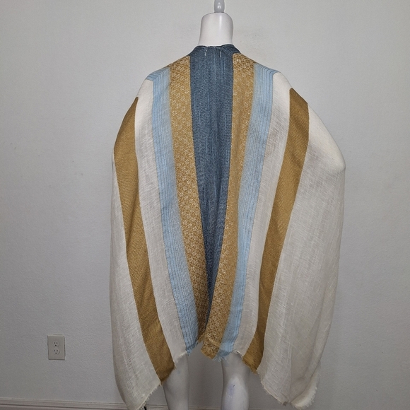 World Market "NEW" Multicolor Linen Blend Coastal Bohemian Poncho One Size - Picture 6 of 13